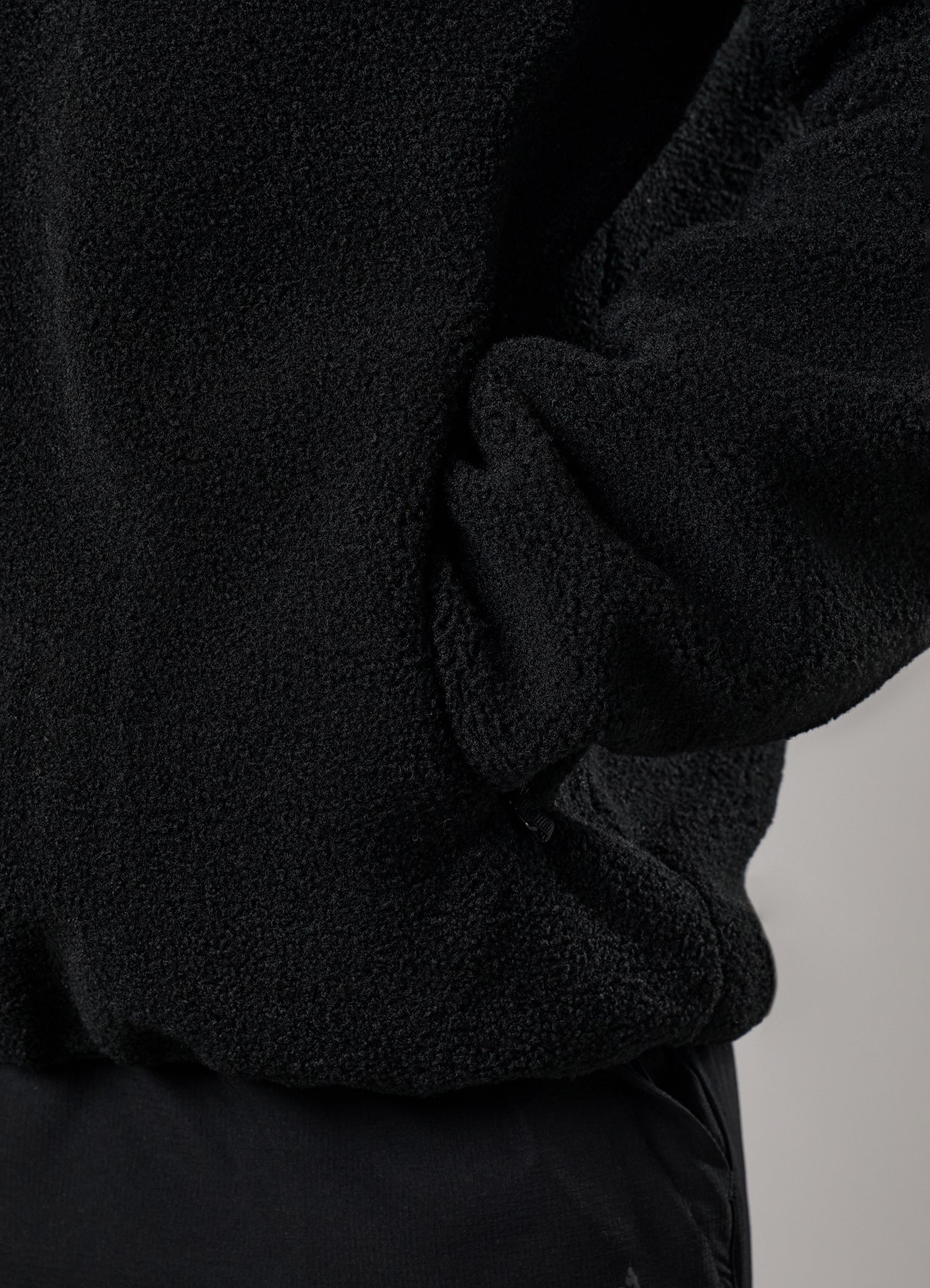 Gym King Linear Full Zip Borg Jacket - Black