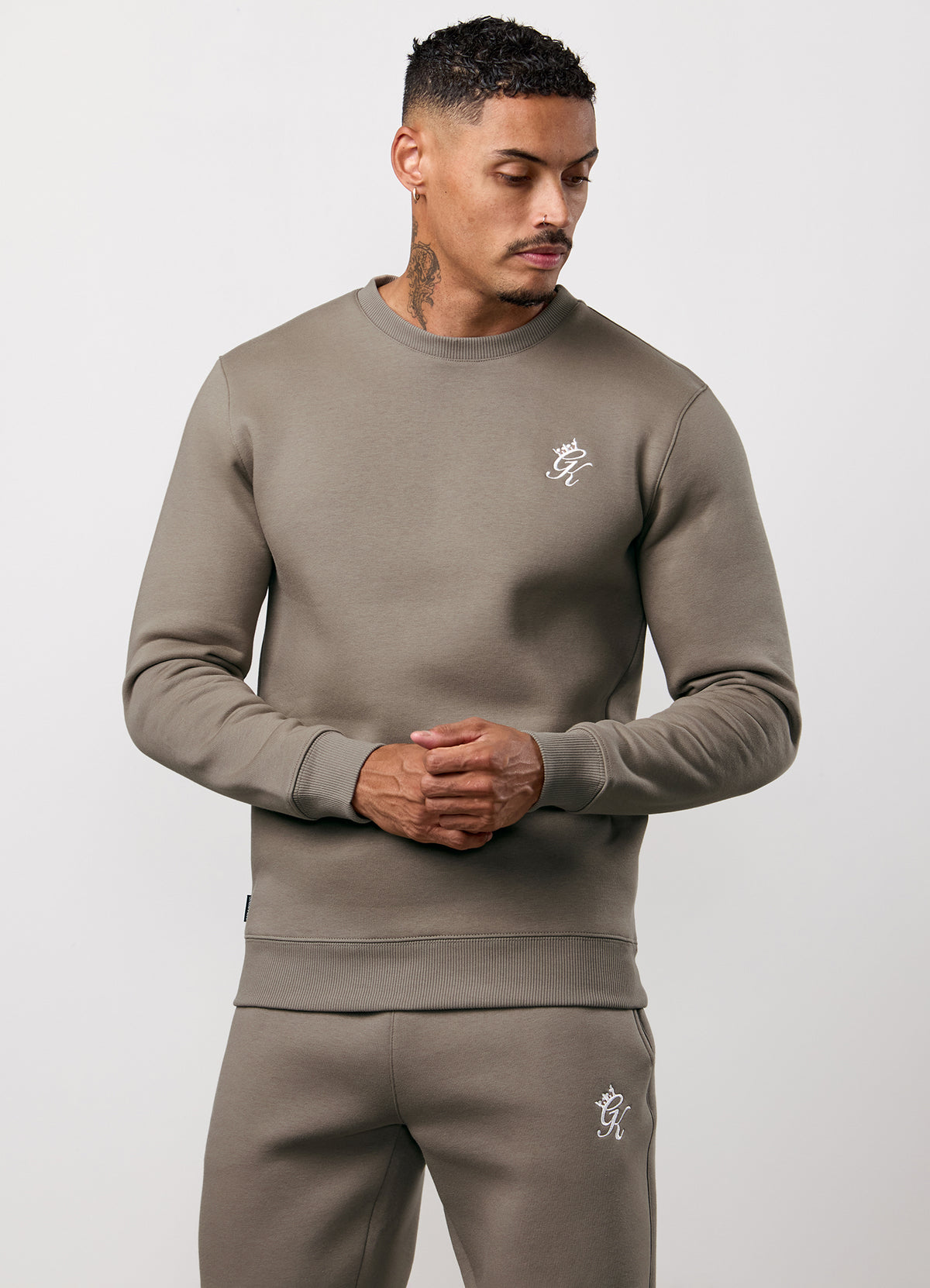Gym King Fundamental Crew - Truffle