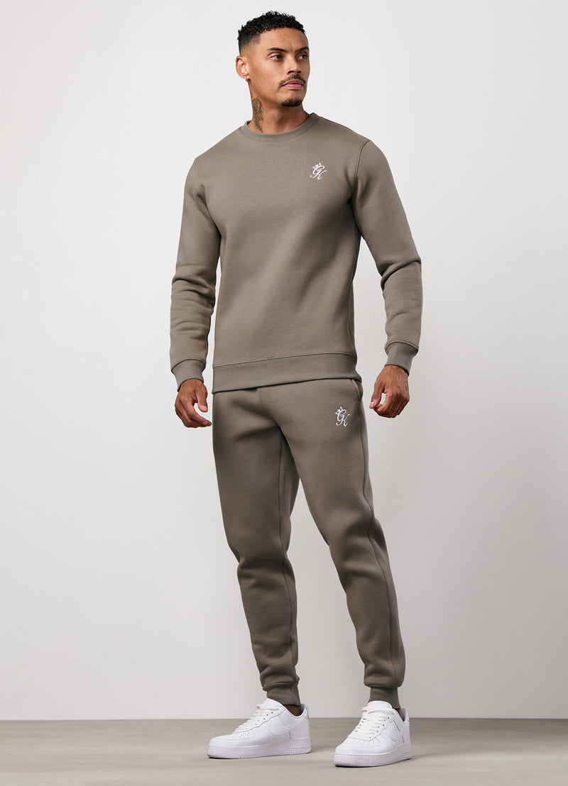 Gym King Fundamental Fleece Crew - Truffle