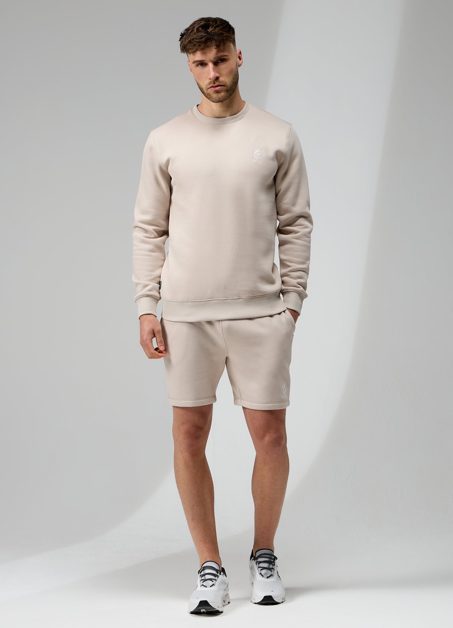 Gym King Fundamental Fleece Crew - Light Stone