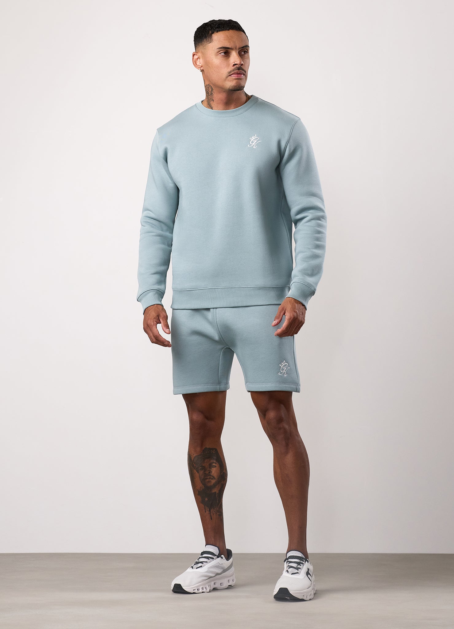 Gym King Fundamental Fleece Crew - Smoke