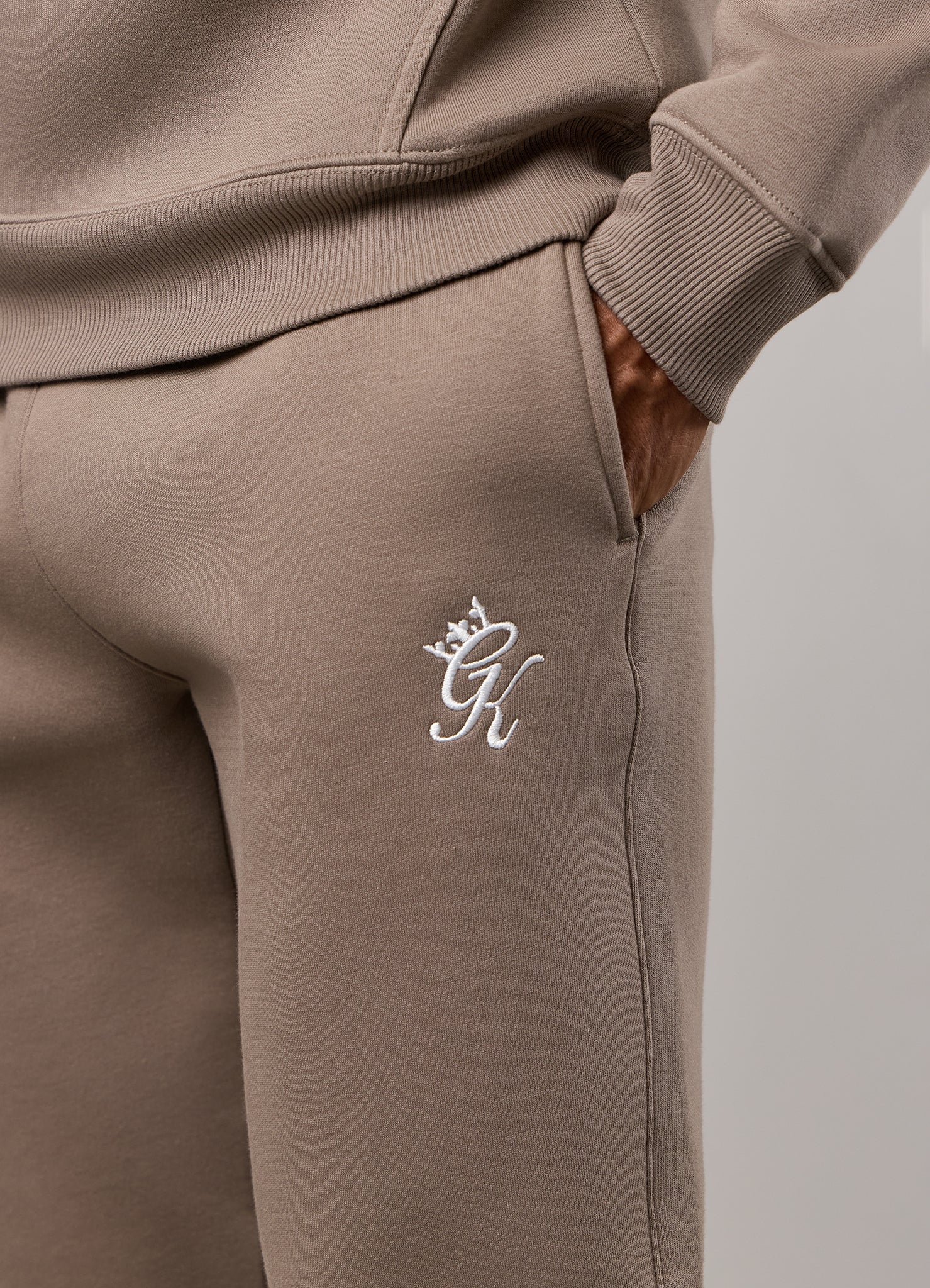 Gym King Fundamental Fleece Crew Tracksuit - Truffle