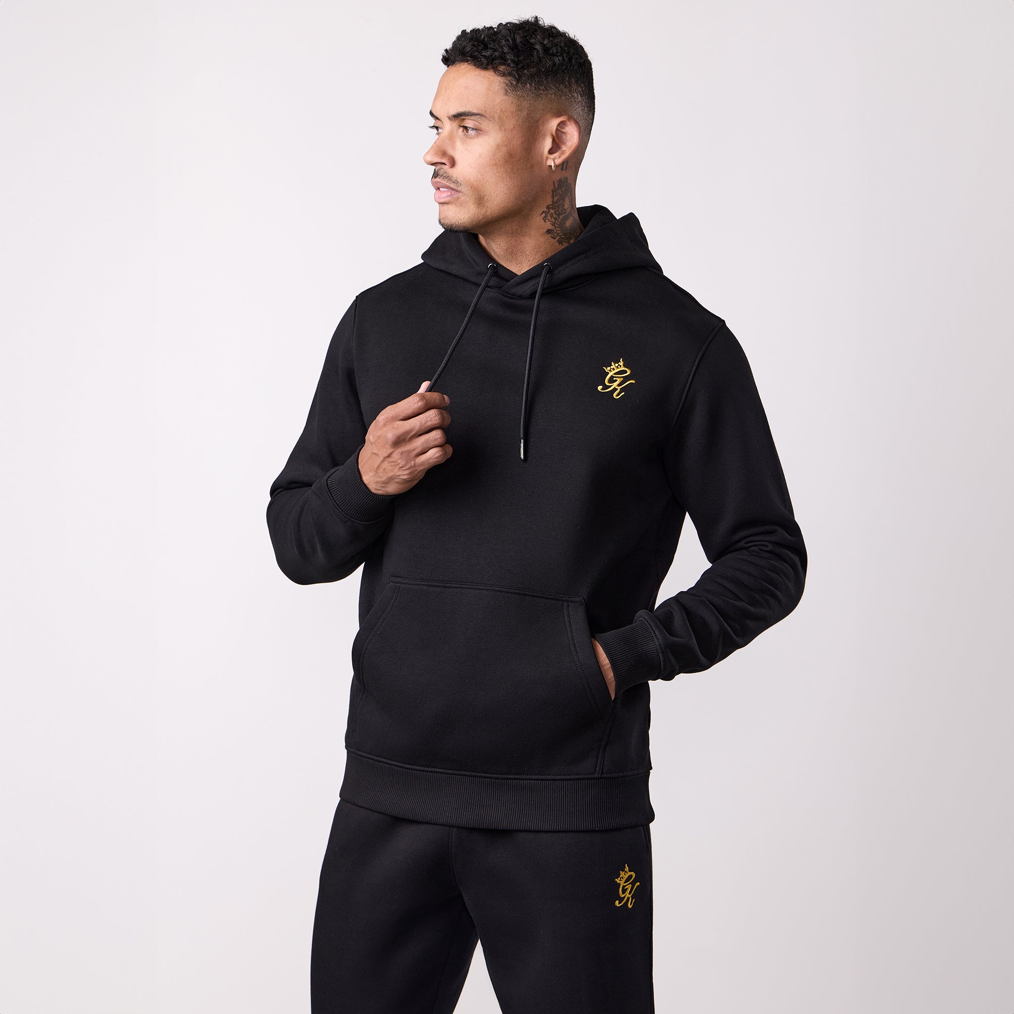 Gym King Fundamental Fleece Hood - Black/Gold