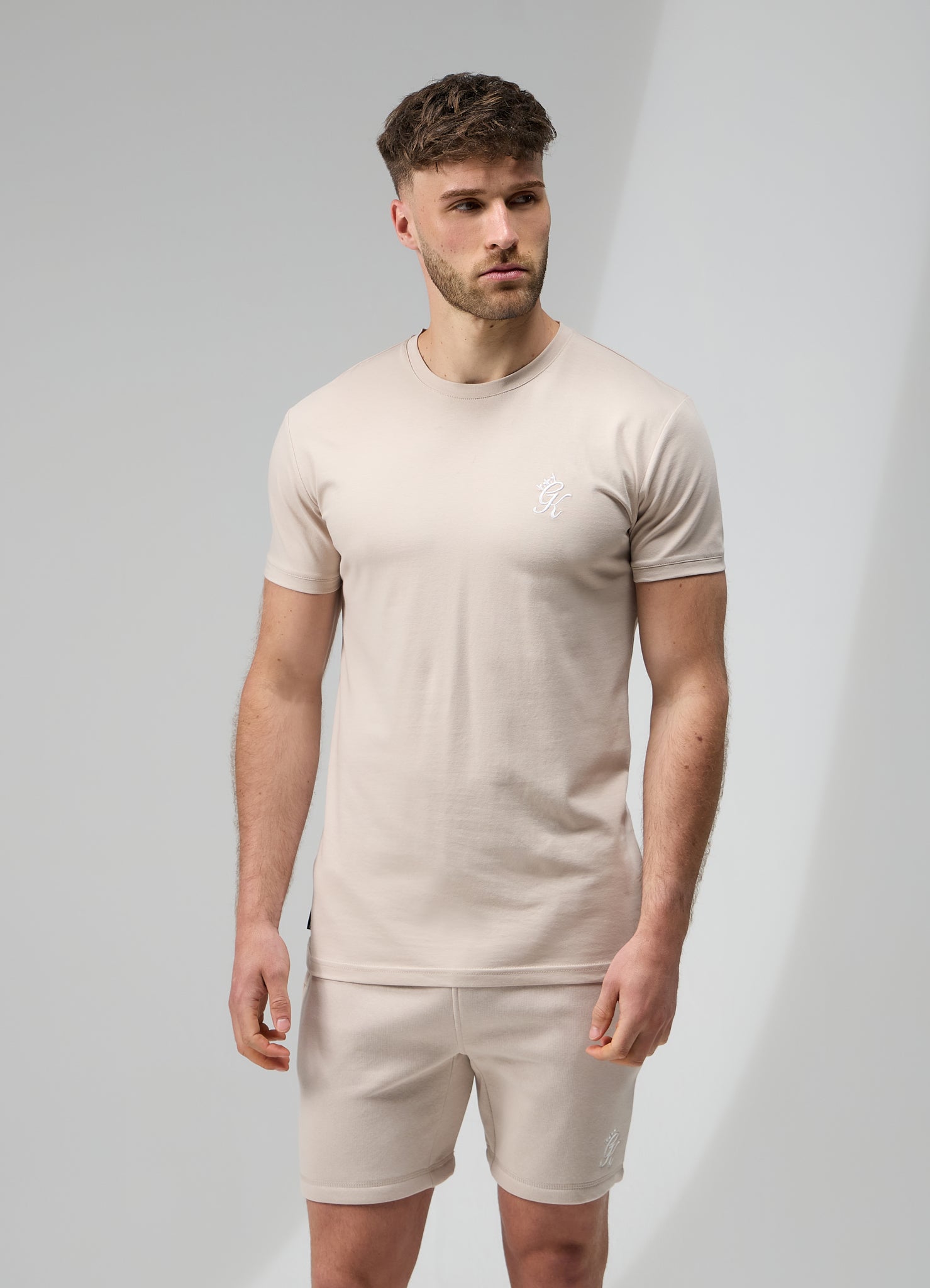 Gym King Fundamental Jersey Tee - Light Stone