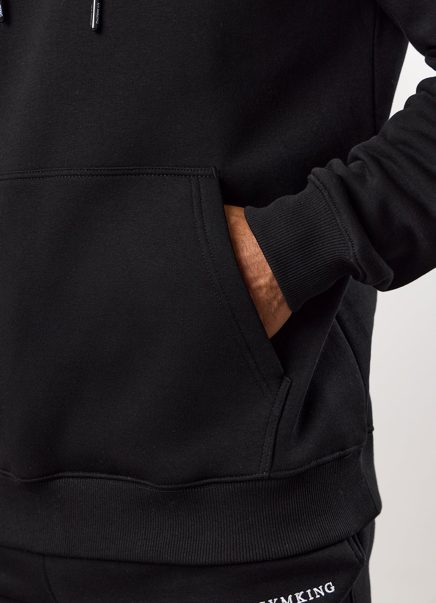 Gym King Fundamental Linear Hood - Black