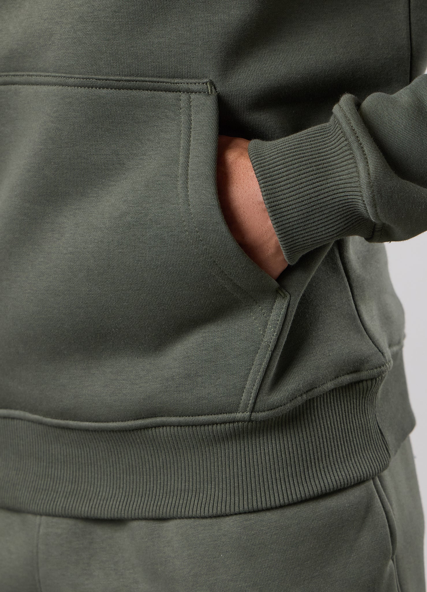 Gym King Fundamental Linear Hood - Deep Olive