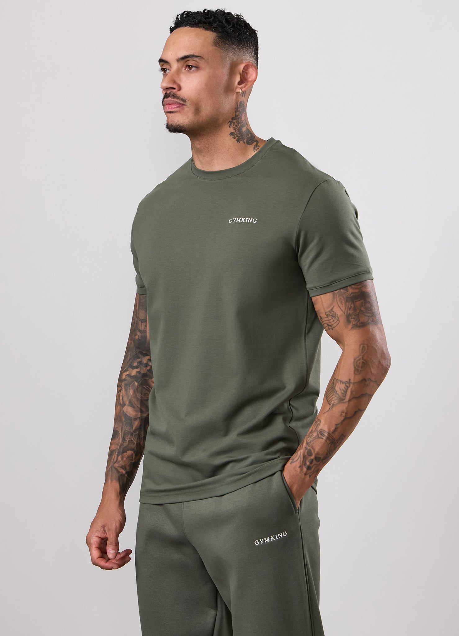 Gym King Fundamental Linear Tee - Deep Olive