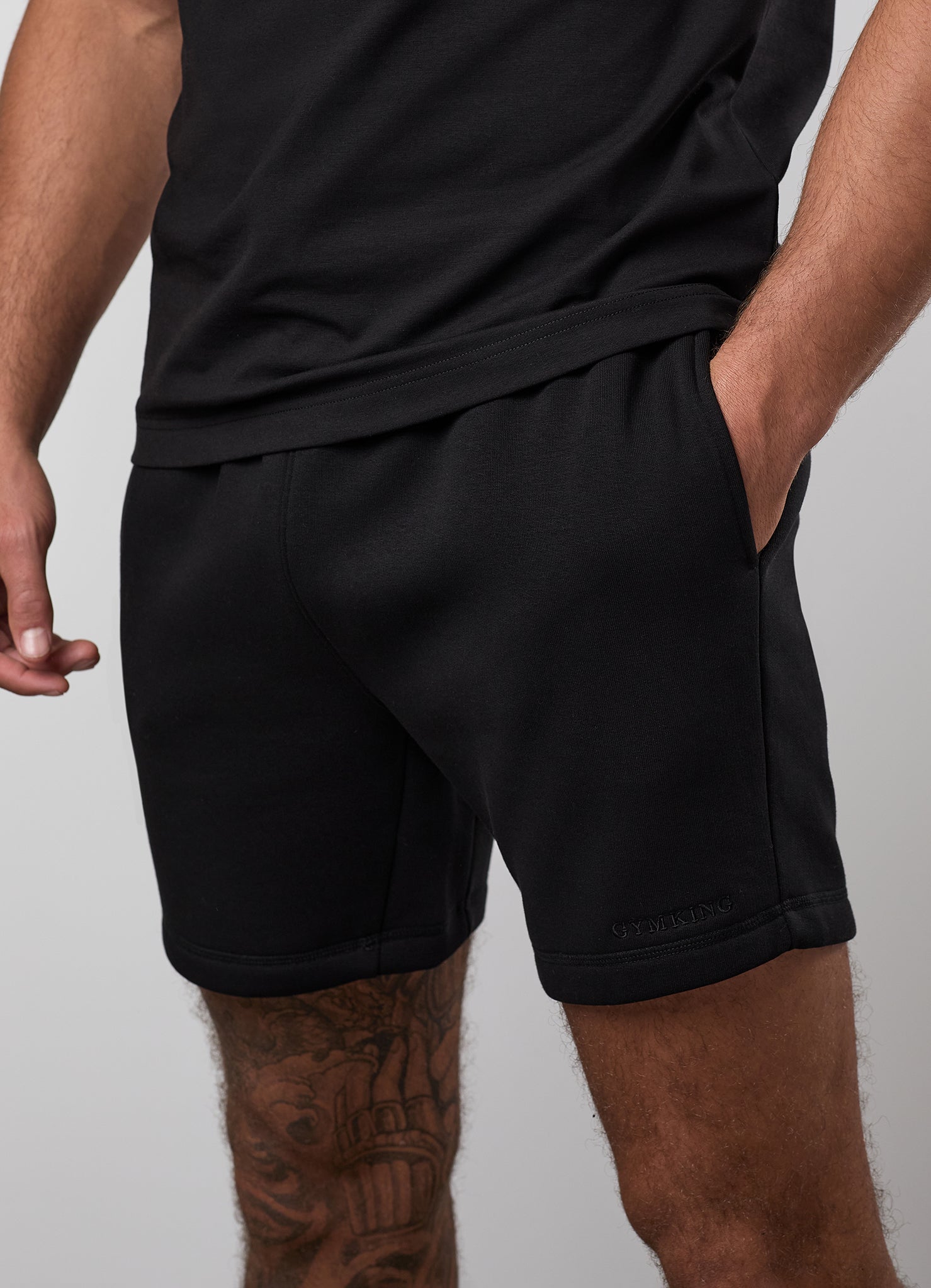 Gym King Fundamental Linear Short - Black/Black