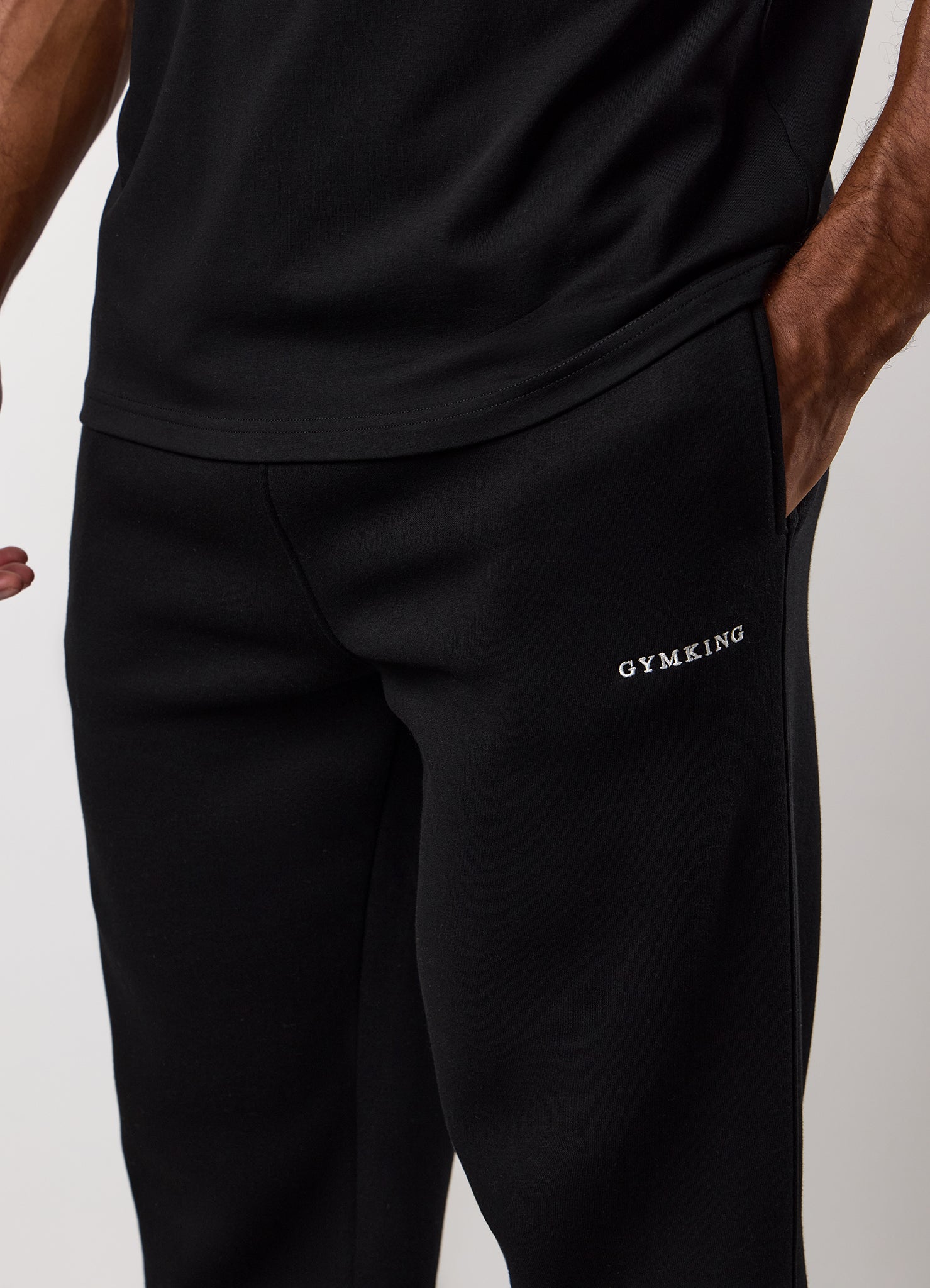Gym King Fundamental Linear Straight Leg Tracksuit - Black