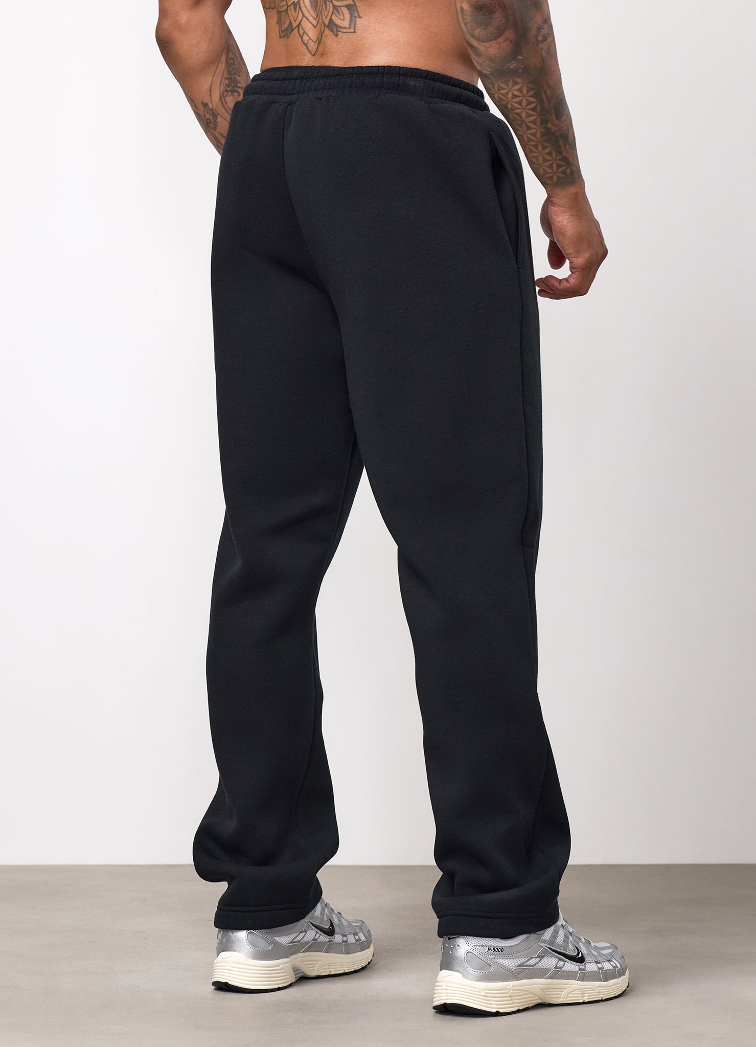 Gym King Fundamental Straight Leg Jogger  - Black