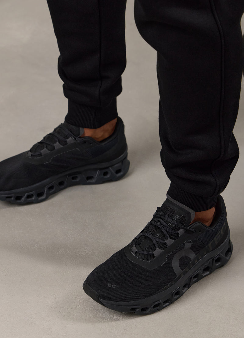 Gym King Fundamental Fleece Jogger - Black/Gold