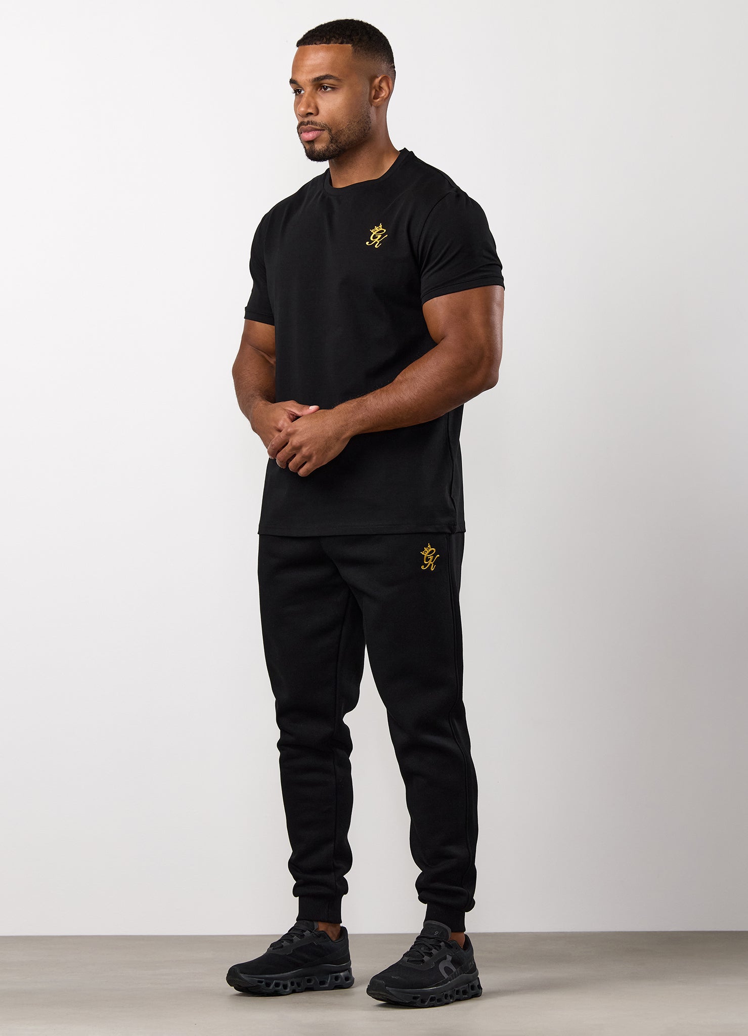 Gym King Fundamental Fleece Jogger - Black/Gold