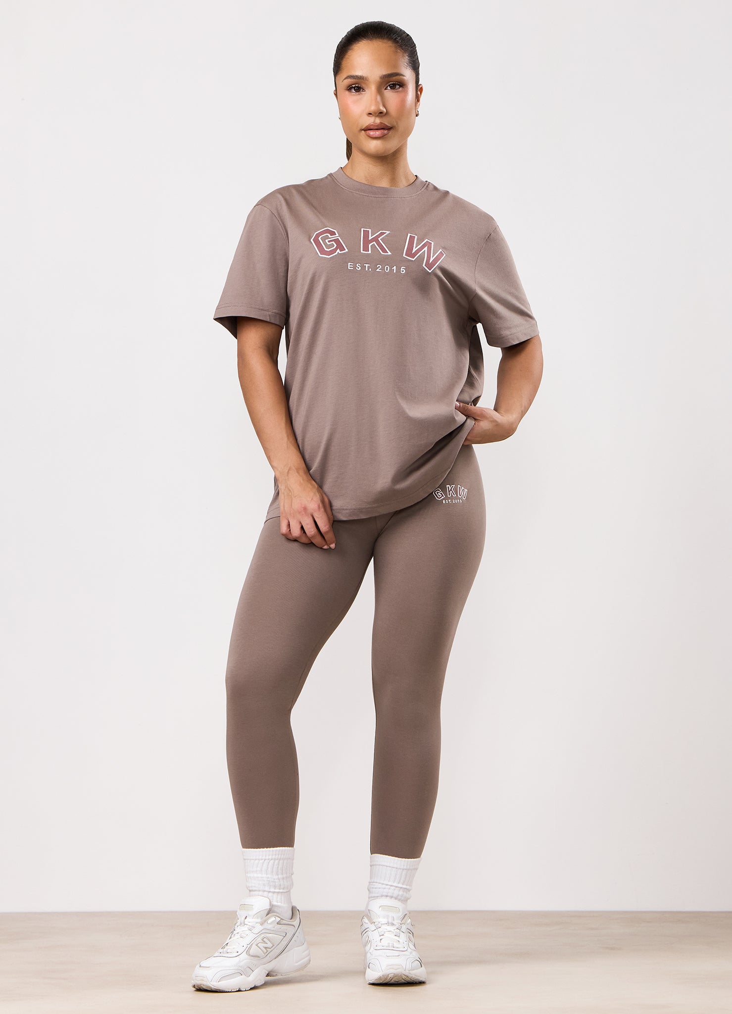 GKW Boyfriend Tee - Truffle