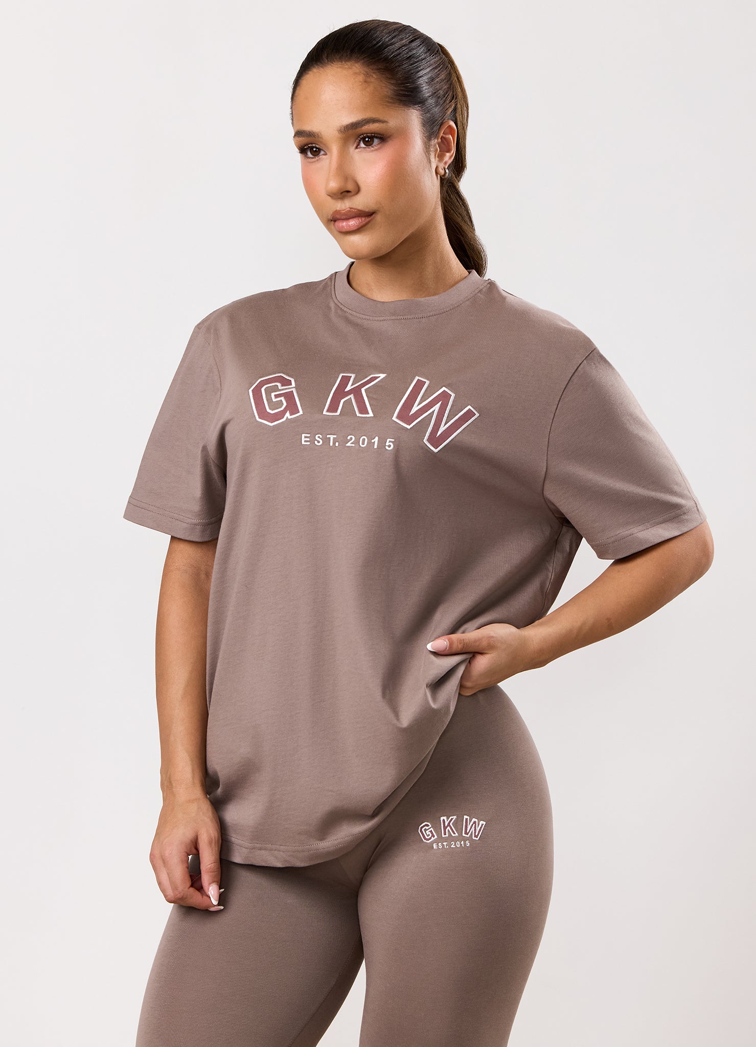 GKW Boyfriend Tee - Truffle