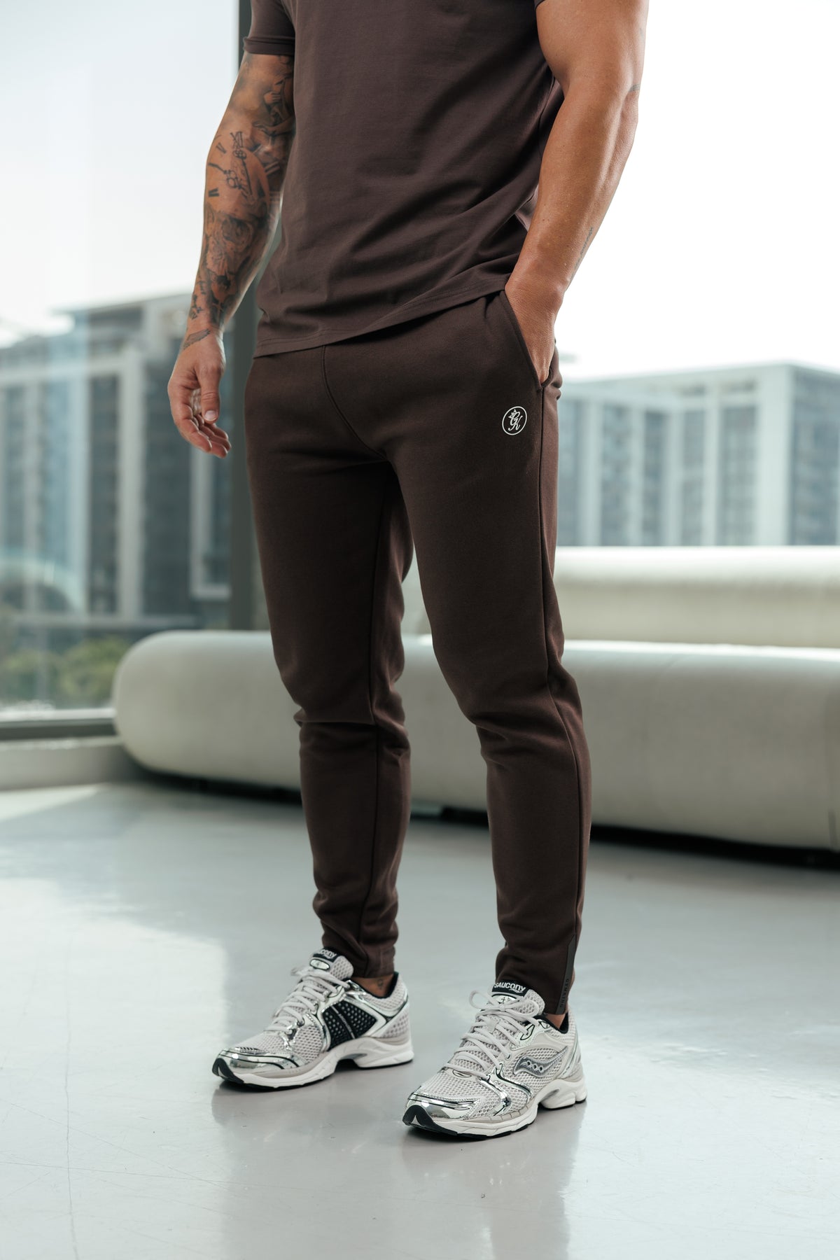 Gym King Pro Logo Jogger - Dark Brown