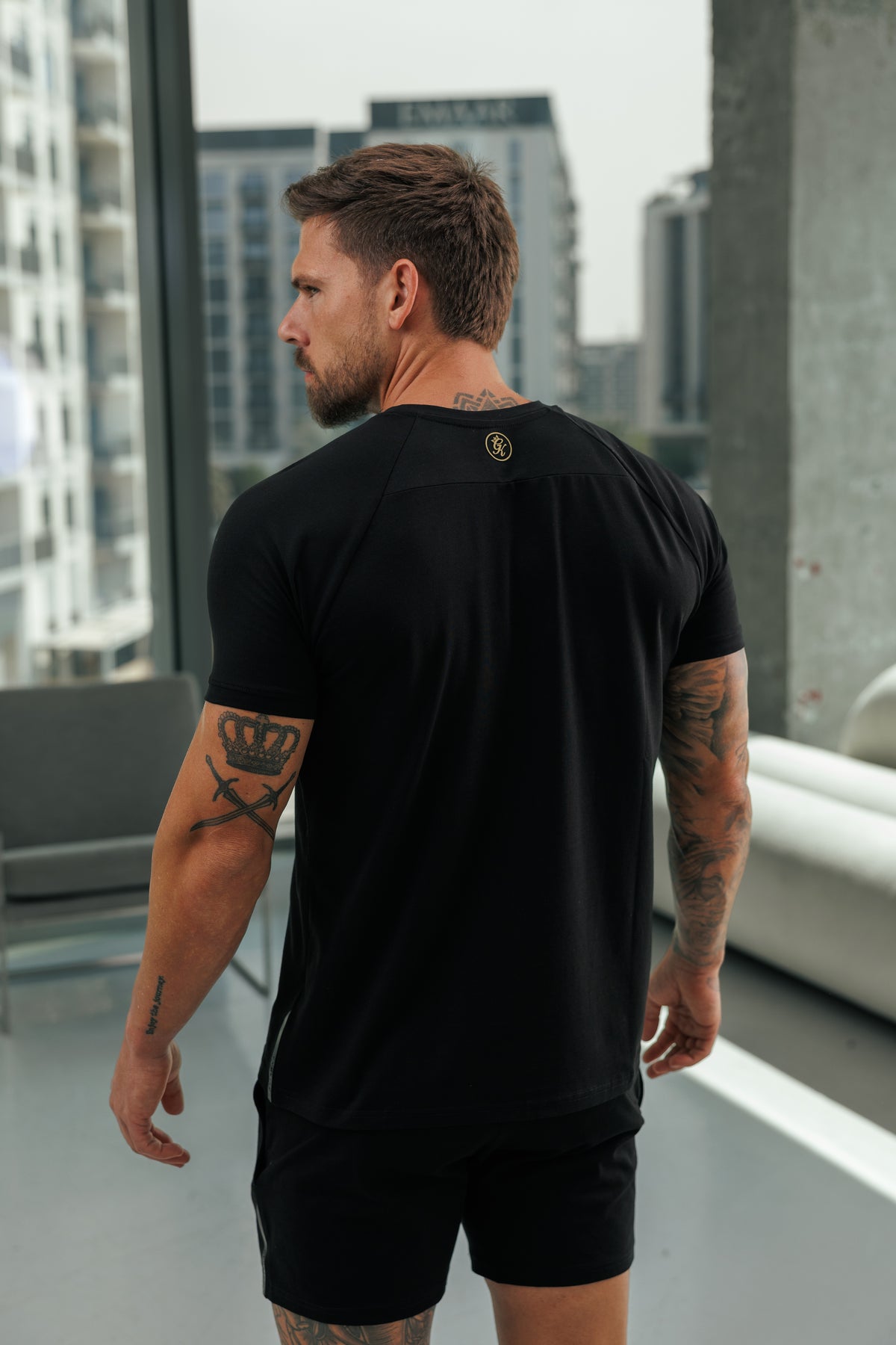 Gym King Pro Logo T-Shirt - Black/Gold