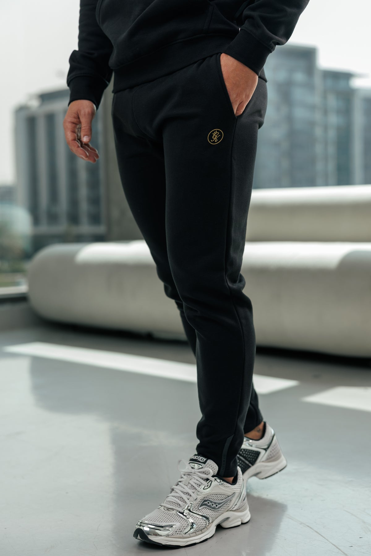 Gym King Pro Logo Jogger - Black/Gold