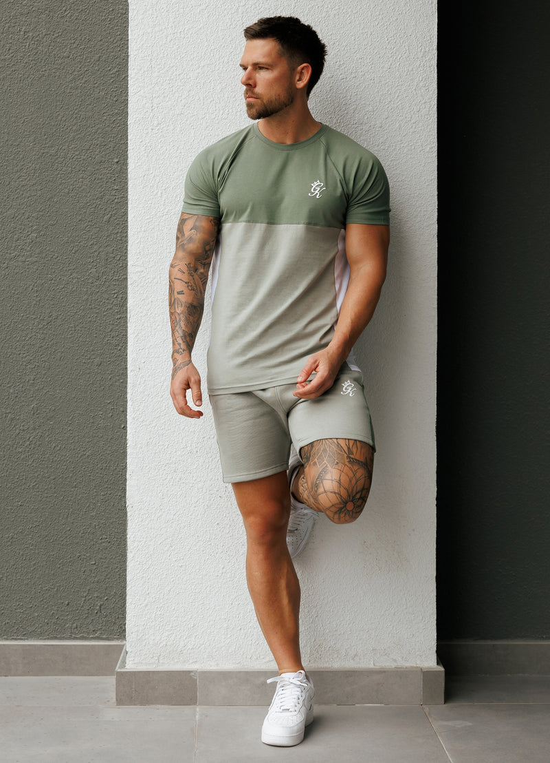 Gym King Contrast Panel Short - Fern Green/Soft Khaki/White