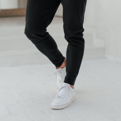 Gym King Pro Logo Jogger - Black/White