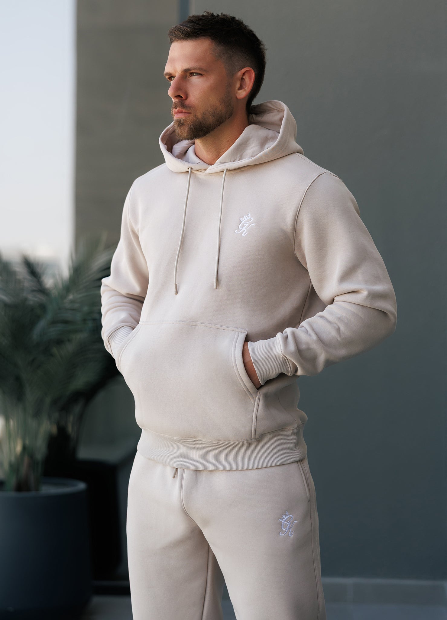 Gym King Fundamental Fleece Hood - Light Stone