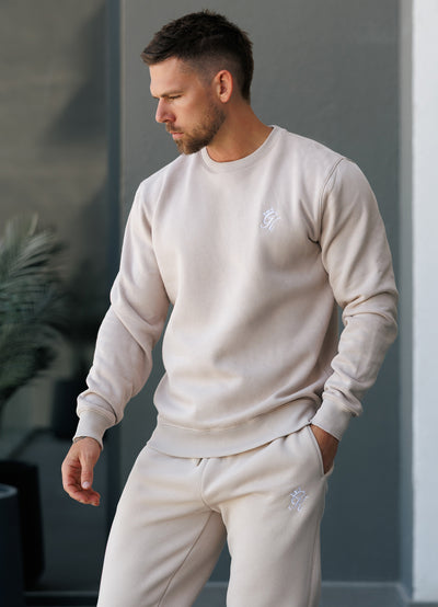 Gym King Fundamental Fleece Crew - Light Stone