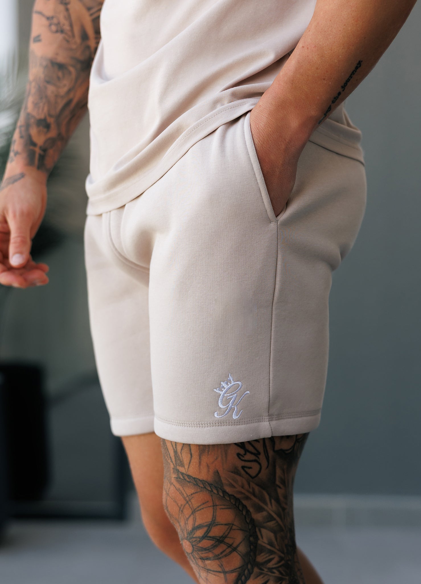 Gym King Fundamental Fleece Short - Light Stone