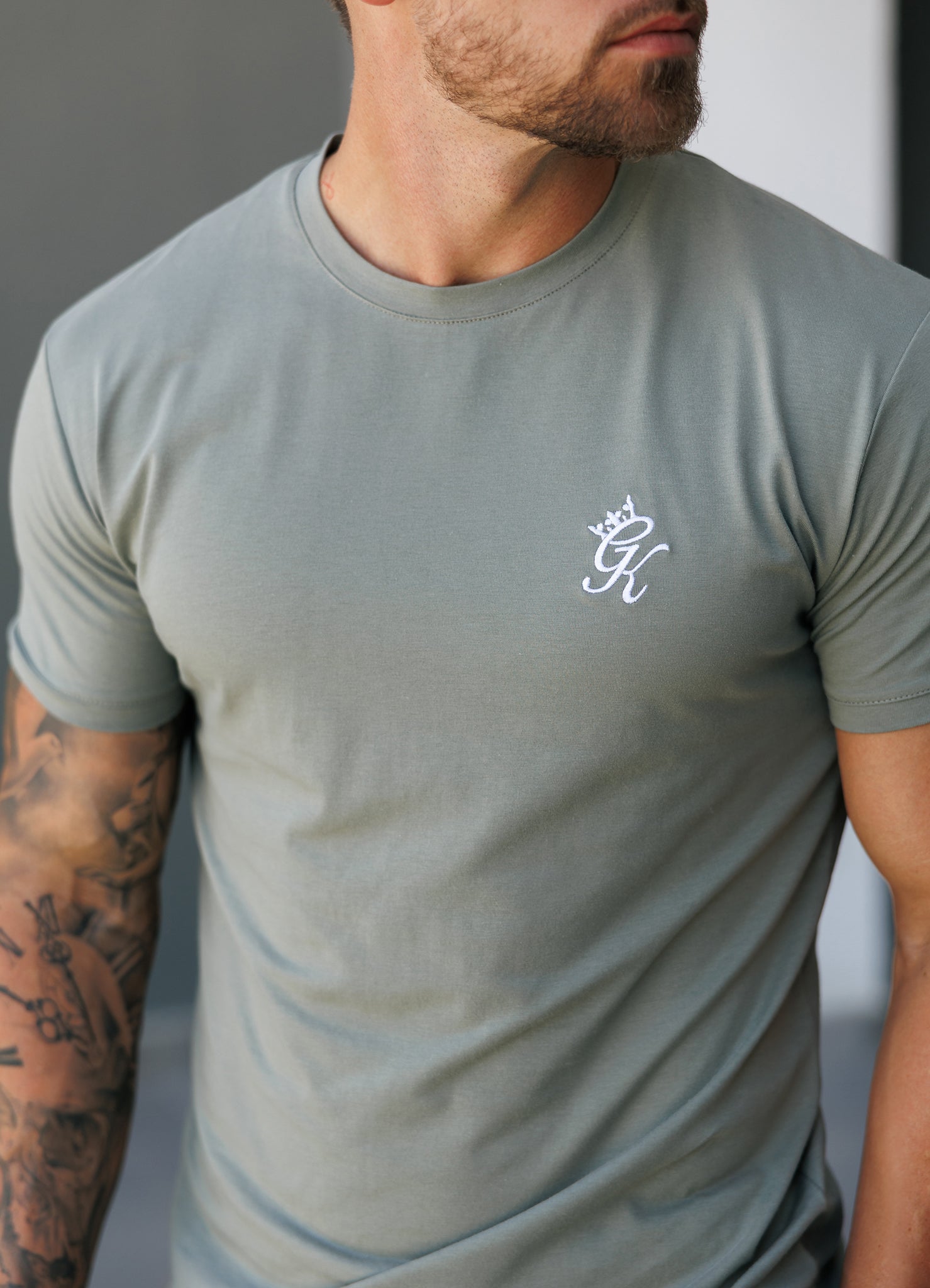 Gym King Fundamental Tee - Soft Khaki