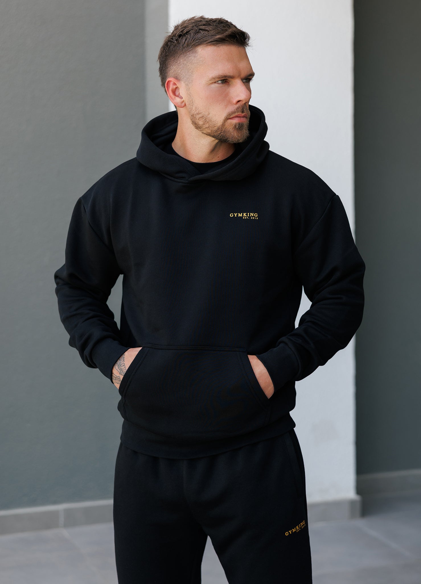 Gym King Established Relaxed Fit Hood - Black/Gold