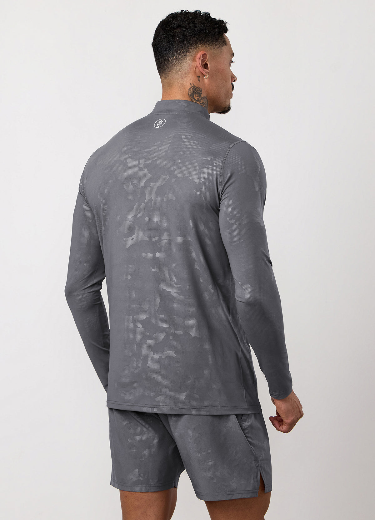 Gym King Debossed Camo 1/4 Zip Funnel - Gunmetal Grey