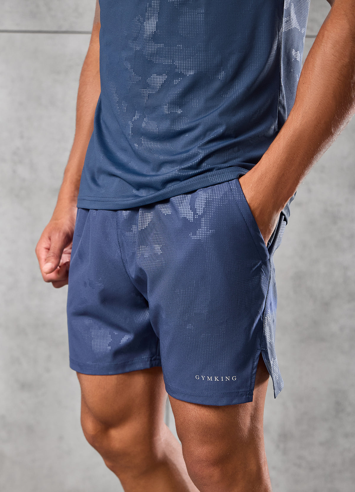 Gym King Debossed Camo Short 5" - Midnight