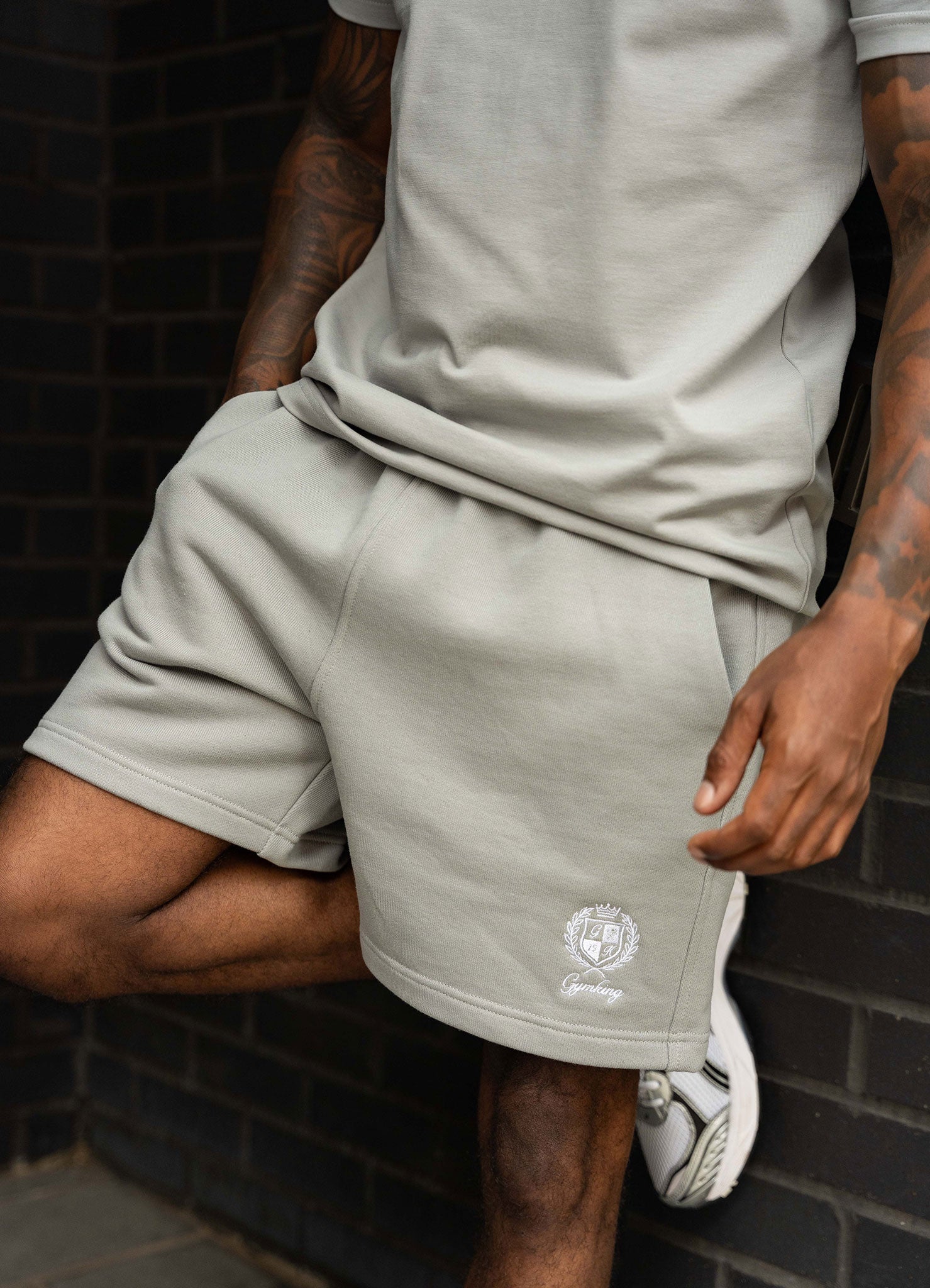 Gym King Heritage Crest Loopback Short - Urban Grey
