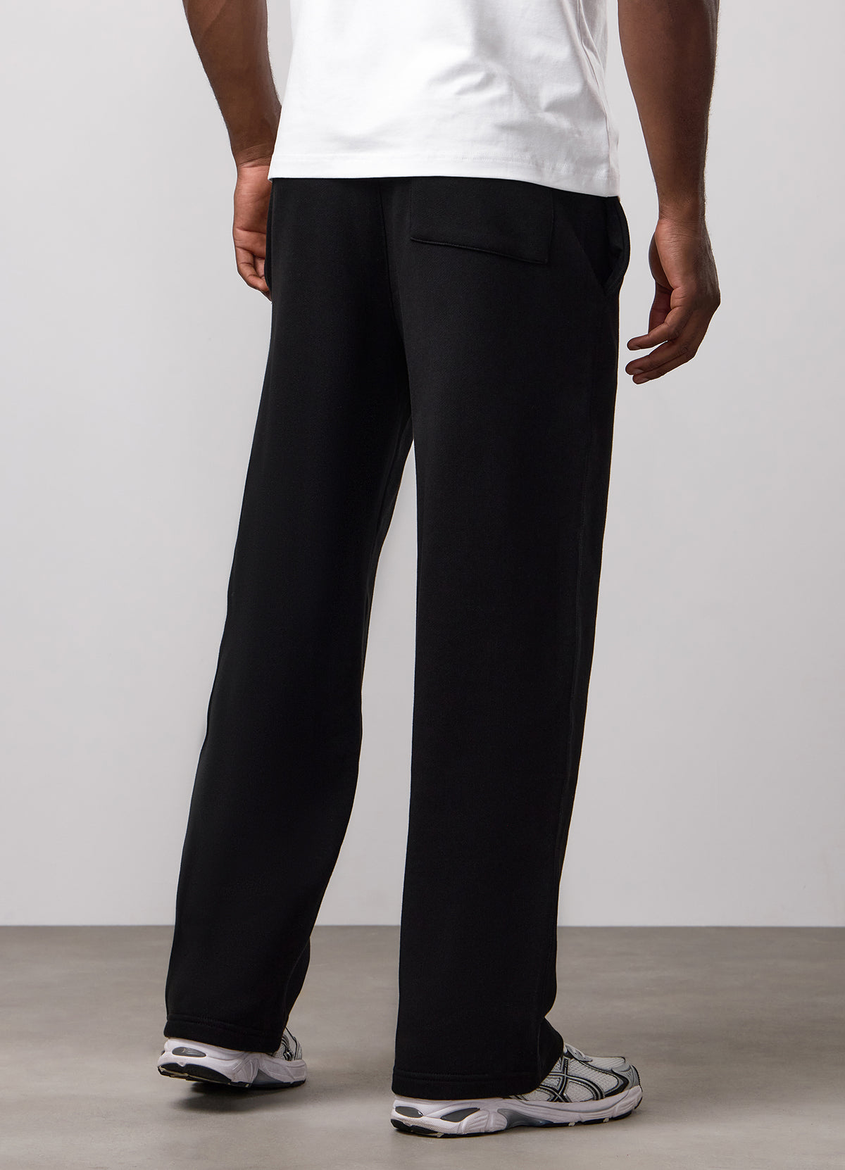 Gym King Heritage Straight Leg Jogger - Black