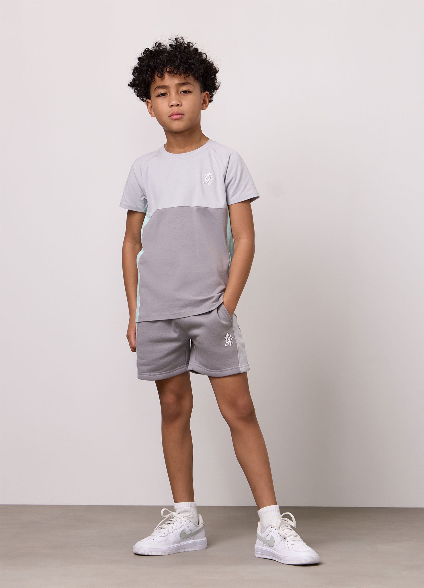 Gym King Older Kids Contrast Panel Tee - Urban Grey/Light Grey/Mint