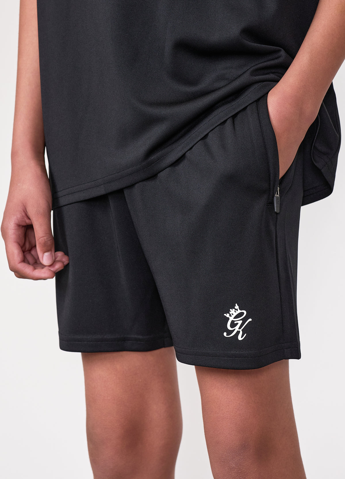 Gym King Leichte Polyester-Shorts für Kinder – Schwarz