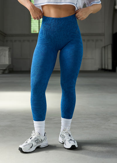 Gym King Limitless Seamless Sculpt Legging - Bold Blue Animal Print