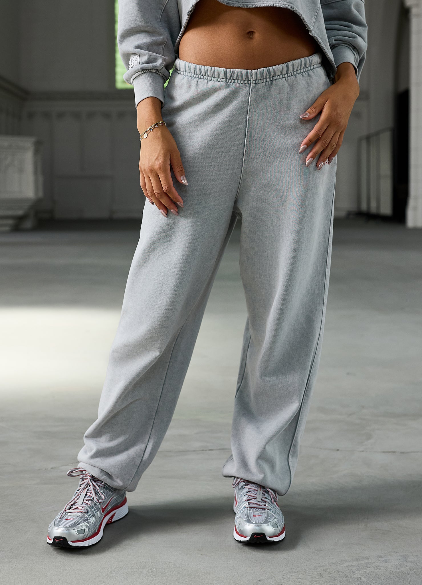 Gym King Limitless Relaxed Fit Jogger - Washed Light Grey