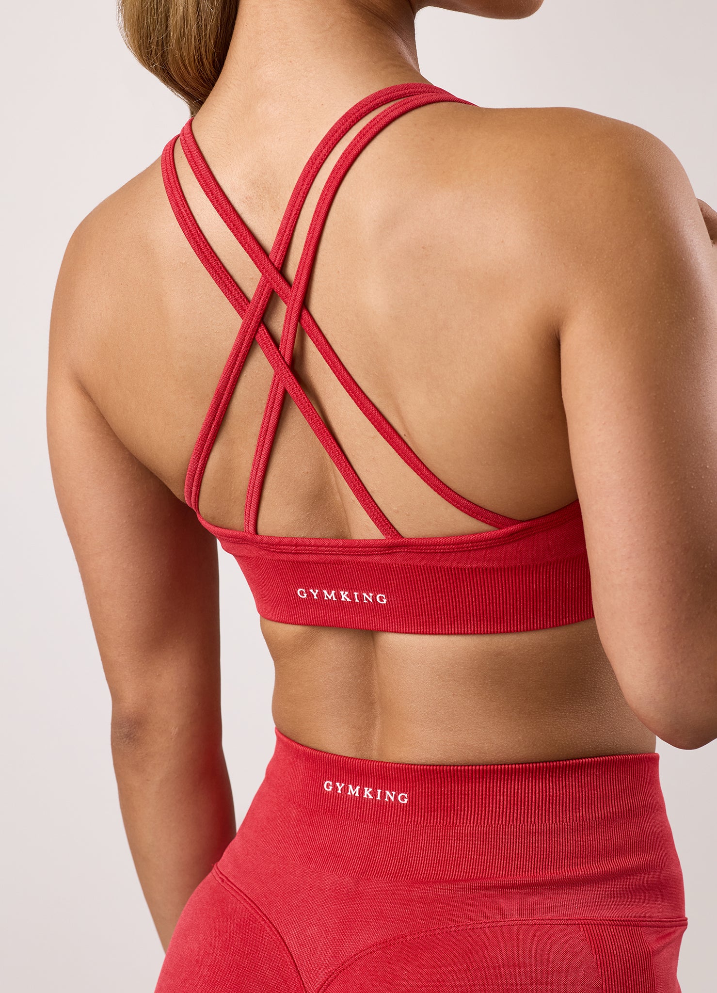 Gym King Limitless Seamless Sculpt Micro Bra - Deep Red Acid Wash