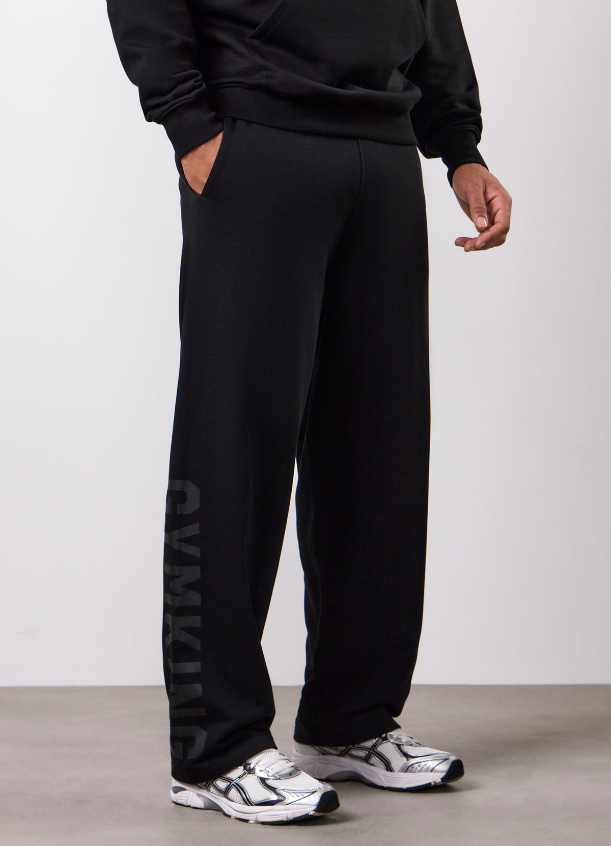 Gym King Arch Loopback Wide Leg Jogger - Black/Black