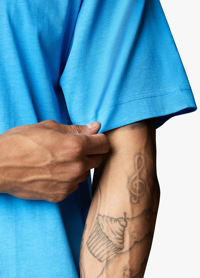 Gym King Linear Arch Tee - Malibu Blue