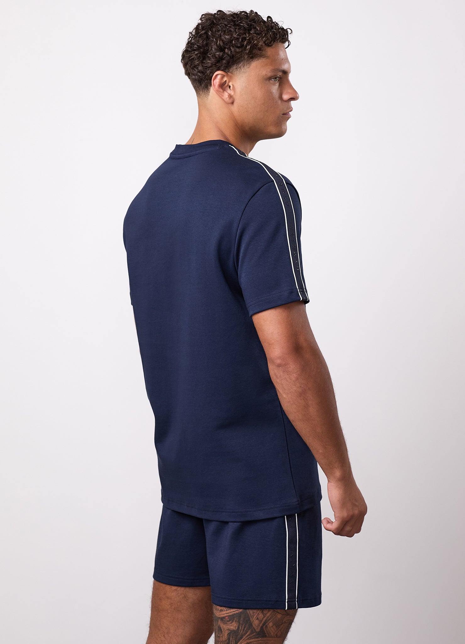 Gym King Linear Taped Tee - Navy