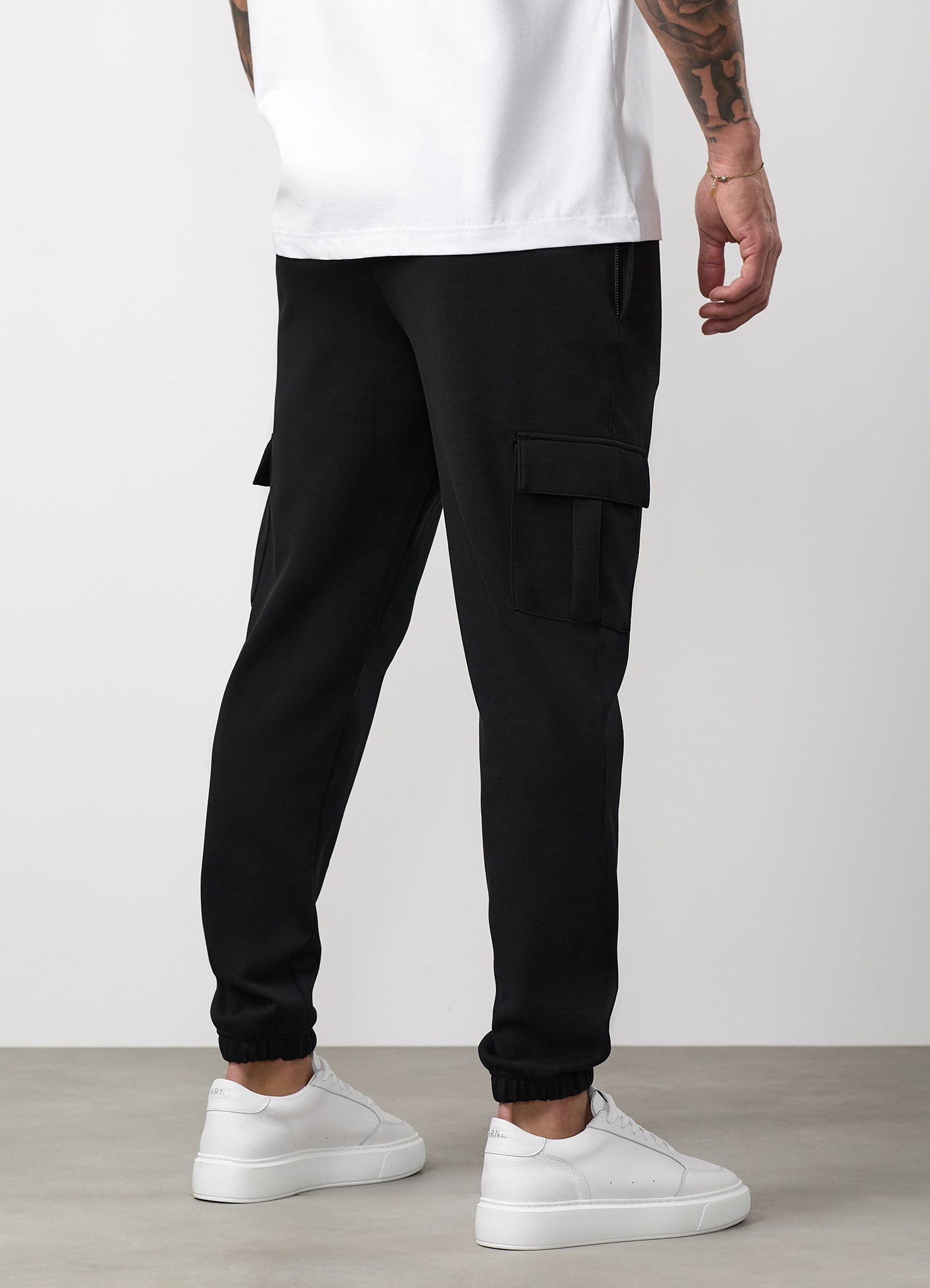 Gym King Linear Travel Cargo Jogger - Black