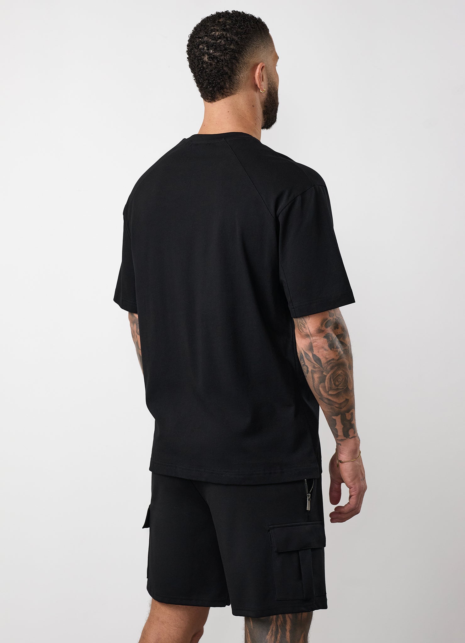 Gym King Linear Travel Tee - Black