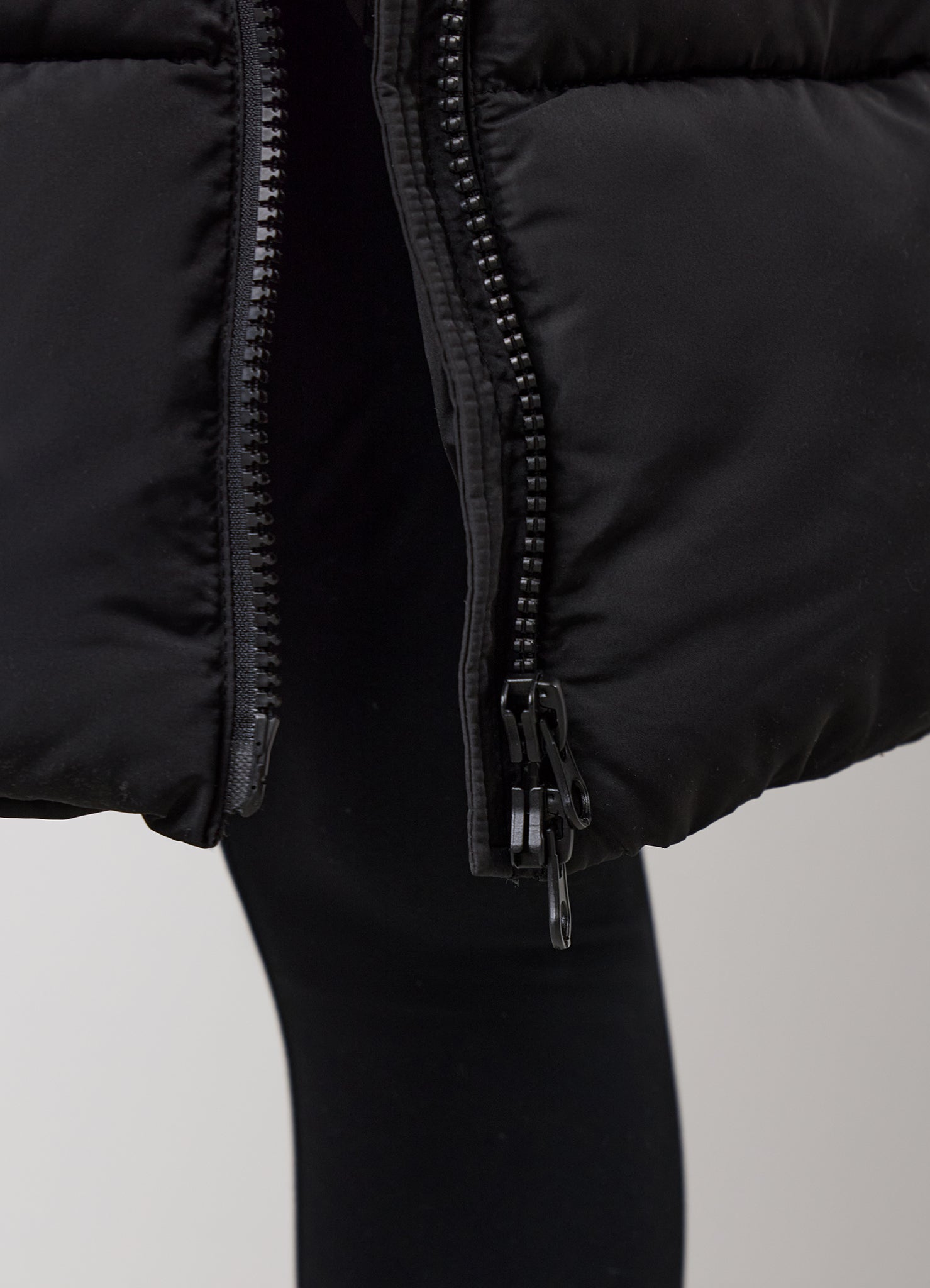 Gym King Kids Long Line Puffer - Black