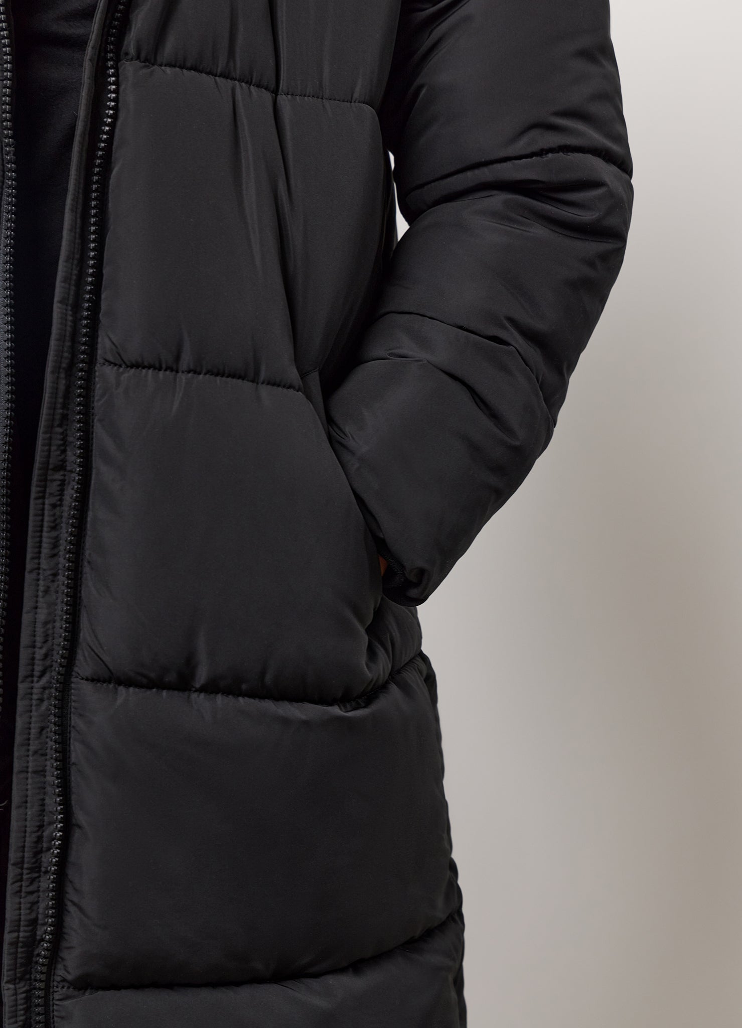 Gym King Kids Long Line Puffer - Black