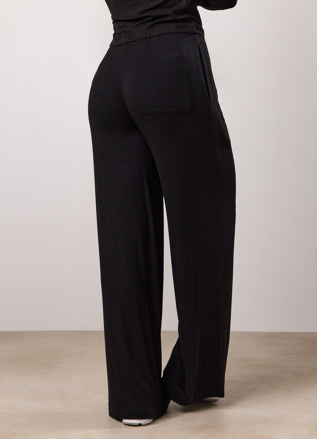 Gym King Lounge Wide Leg Trouser - Black
