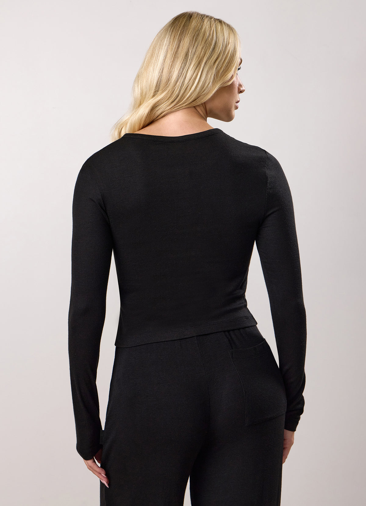 Gym King Lounge Long Sleeve Button Top - Black