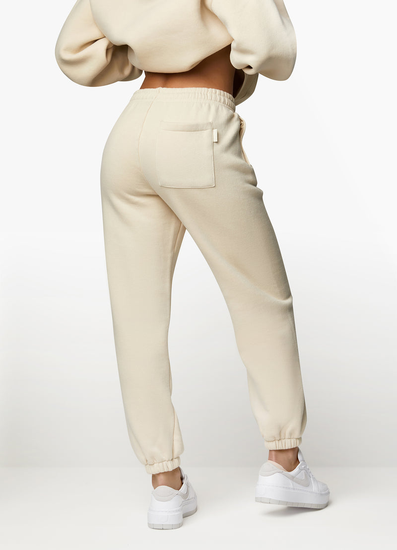 Gym King Luxe Jogger - Almond