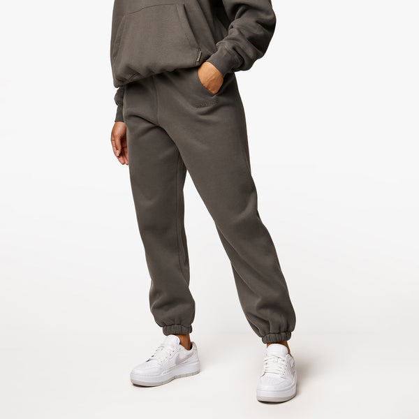 Gym King Luxe Jogger - Olive