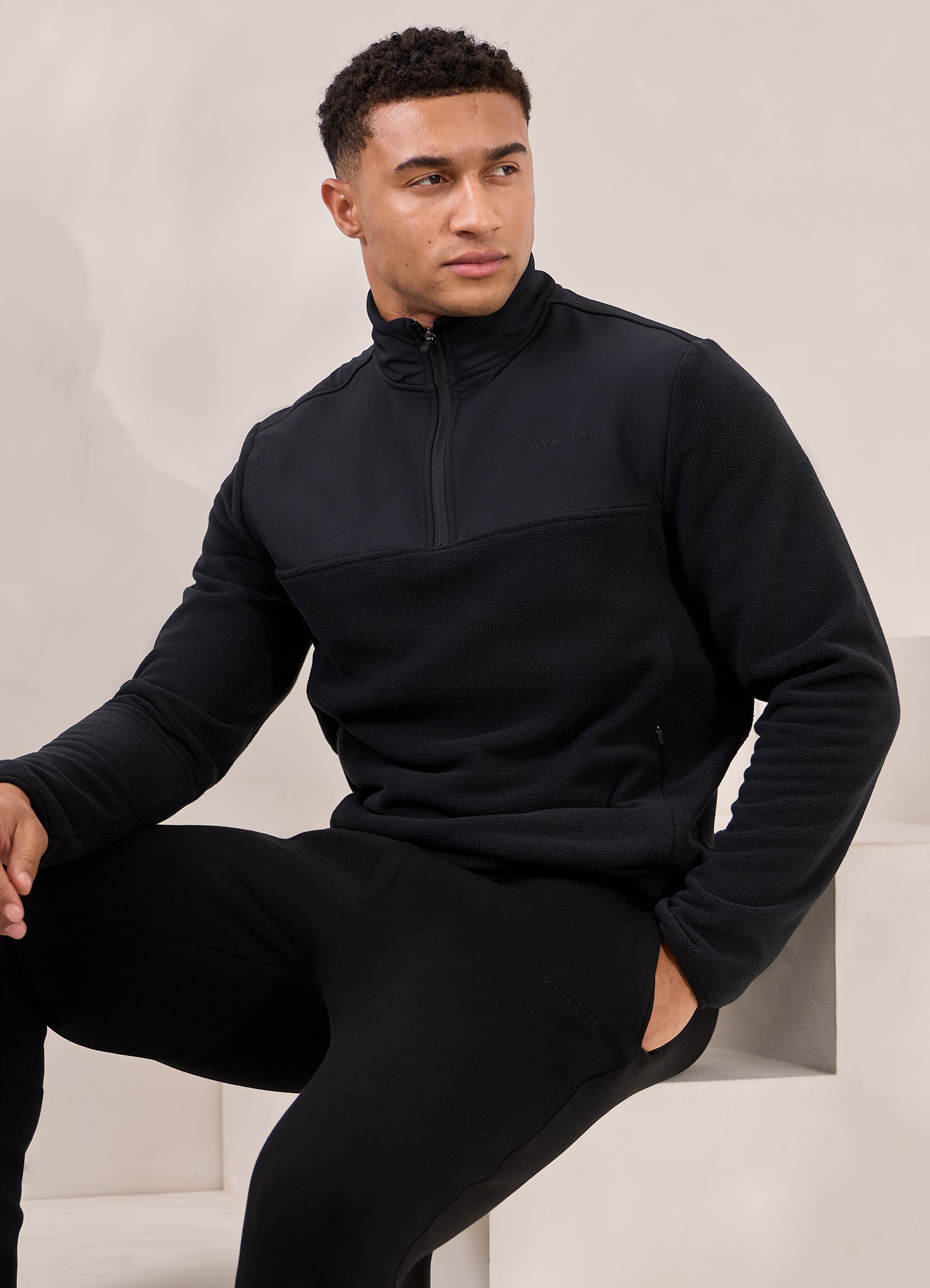 Gym King Linear 1/4 Zip Polar Fleece - Black