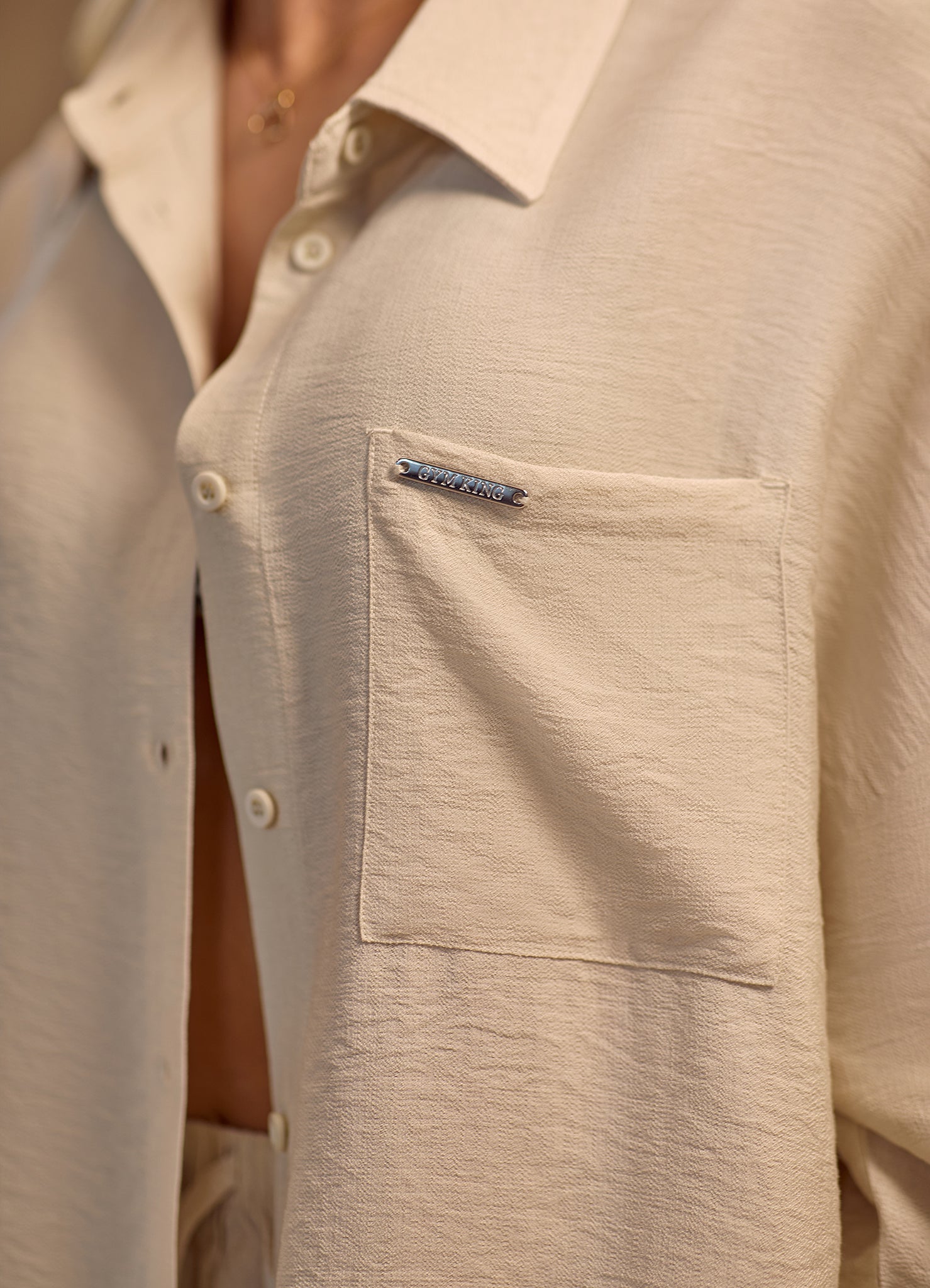 Gym King Signature Woven Shirt - Warm Linen